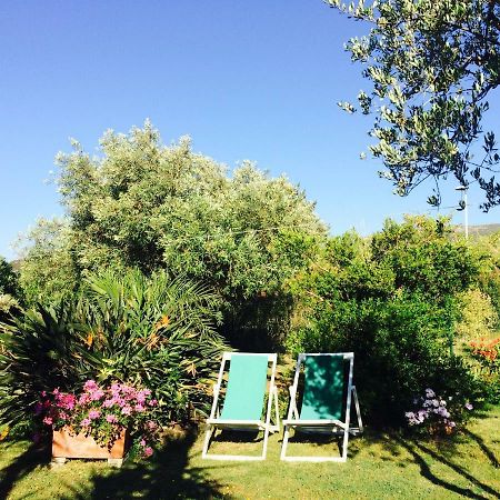 Casa Del Mirto Bianco Villa Chia Bagian luar foto