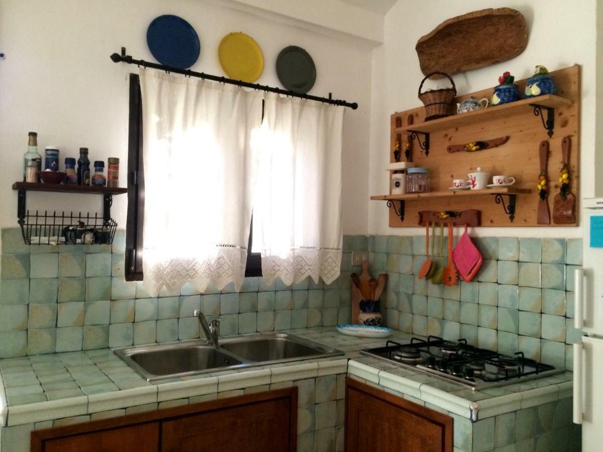 Casa Del Mirto Bianco Villa Chia Bagian luar foto