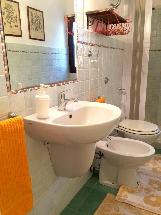 Casa Del Mirto Bianco Villa Chia Bagian luar foto