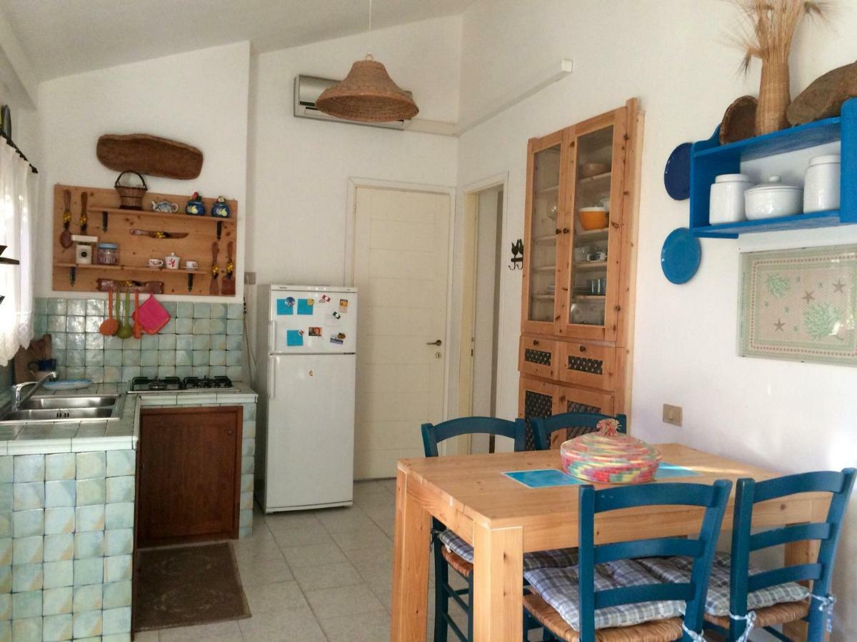 Casa Del Mirto Bianco Villa Chia Bagian luar foto